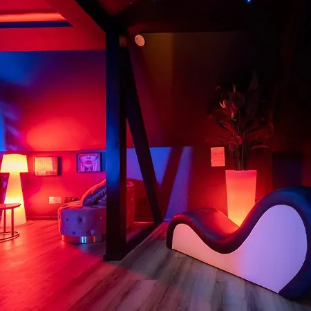 Mystic House, Une Escapade Romantique Et Glamour * Quatzenheim