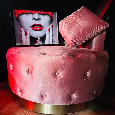 Mystic House, Une Escapade Romantique Et Glamour Quatzenheim